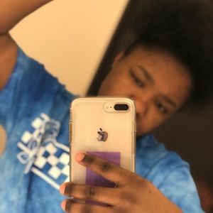 Meet your Posher, Leah